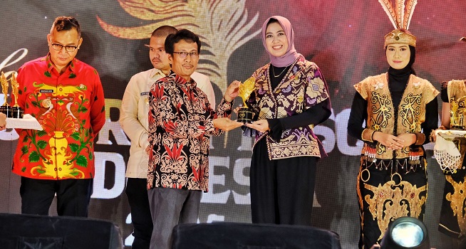 Ngarsopuro Night Market Raih Anugerah Pesona Indonesia 2025