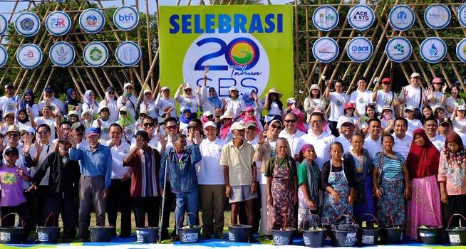 Rayakan 20 Tahun, Solo Bersama Selamanya Salurkan 11 Ribu Paket Sembako