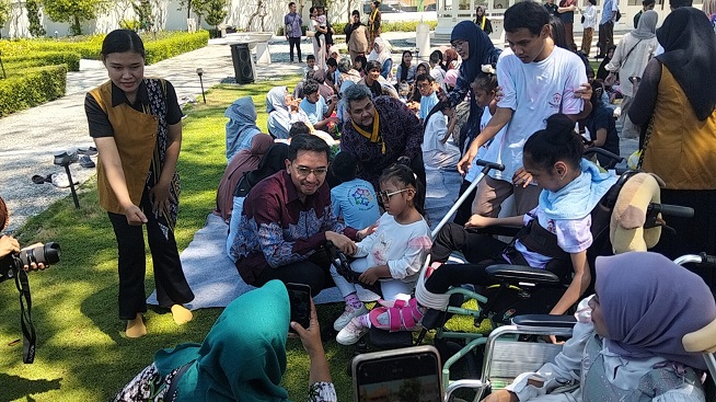 Di Hari Ulang Tahun, KGPAA Mangkoenagoro X Sambut Siswa SLB dalam Tour Pariwisata dan Kunjungan Budaya 