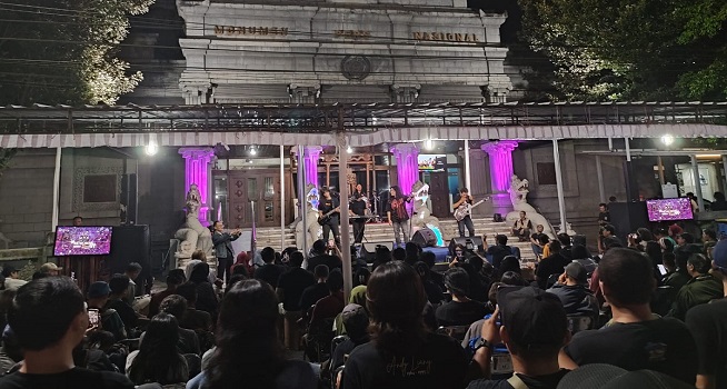 The Flash Rock Band Guncang Panggung Live Music Monpers