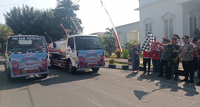 HUT ke-81, PMI Boyolali Salurkan 81 Tangki Air Bersih ke Wilayah Terdampak Kekeringan