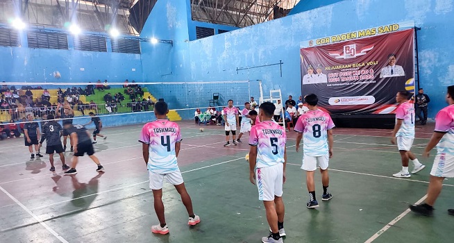 Semarak HUT dan Hari Guru Nasional, PGRI Karanganyar Gelar Perlombaan Olahraga 