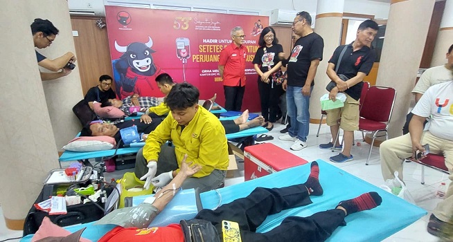 HUT ke 53, DPC PDIP Solo Ajak Masyarakat Donor Darah