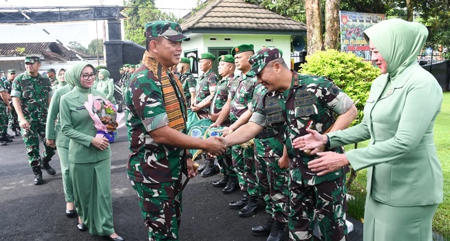 Kunjungi Kodim 0705/Magelang, Pangdam Bagikan Kiat Wujudkan Keluarga Harmonis