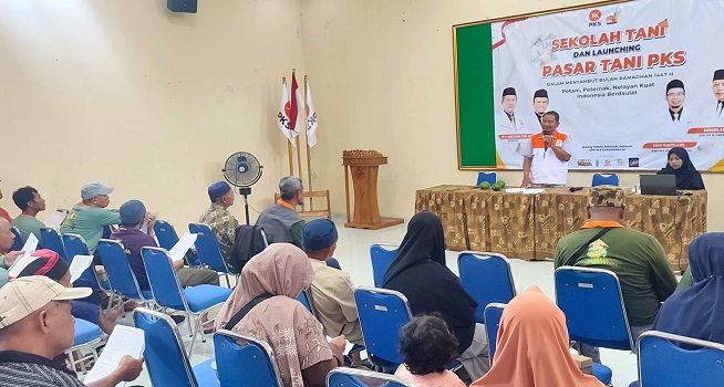 PKS Karanganyar Hadirkan Sekolah dan Pasar Tani, Tingkatkan Produktivitas Petani