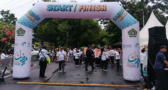 Kanwil Kemenag Jateng Gelar Sakinah Fun Walk, Sosialisasikan Pencatatan Nikah