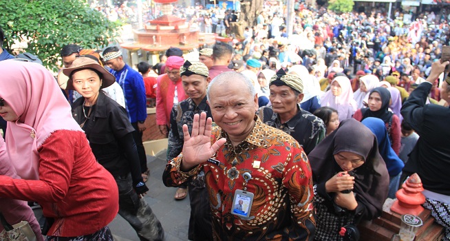 Kemenkum Jateng Ikuti Kirab Luwur Hari Jadi ke-477 Jepara, Semarakkan Warisan Budaya dan Nilai Religi