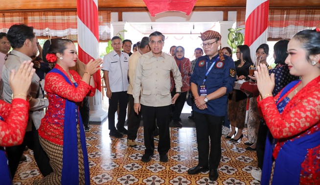 Menaker Beberkan Langkah Pemerintah Perkuat Kesejahteraan dan Pelindungan Pekerja
