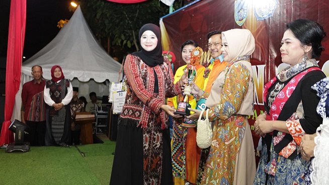 Nawal Yasin Ajak Perajin Lokal Terus Perkuat Posisi Jateng Sebagai Pusat Produksi Batik  