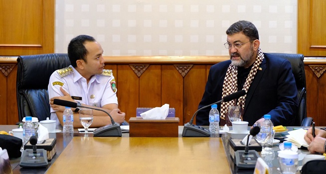 Wali Kota Solo Terima Kunjungan Dubes Iran, Bahas Peluang Kerja Sama Ekonomi dan Kreatif