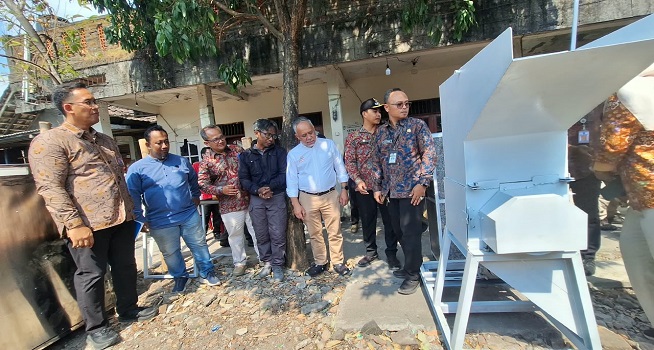 Dampak Nyata Kolaborasi Coca-Cola Foundation Indonesia di Solo: Warga Gilingan Nikmati Air Bersih hingga Pengelolaan Sampah Mandiri