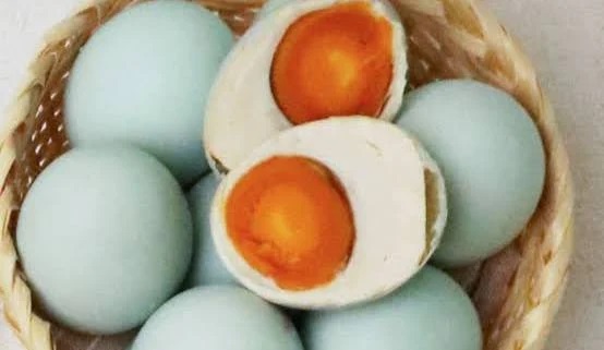 5 Makanan yang Perlu Dihindari Penderita Hipertensi, Bisa Memicu Tekanan Darah Naik!