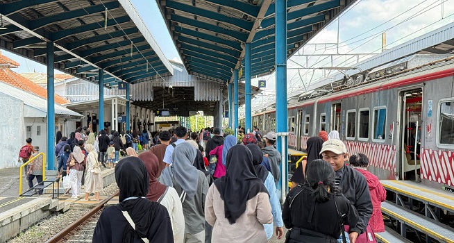 KAI Commuter Area 6 Yogyakarta Layani Lebih dari 644 Ribu Penumpang Selama Masa Lebaran