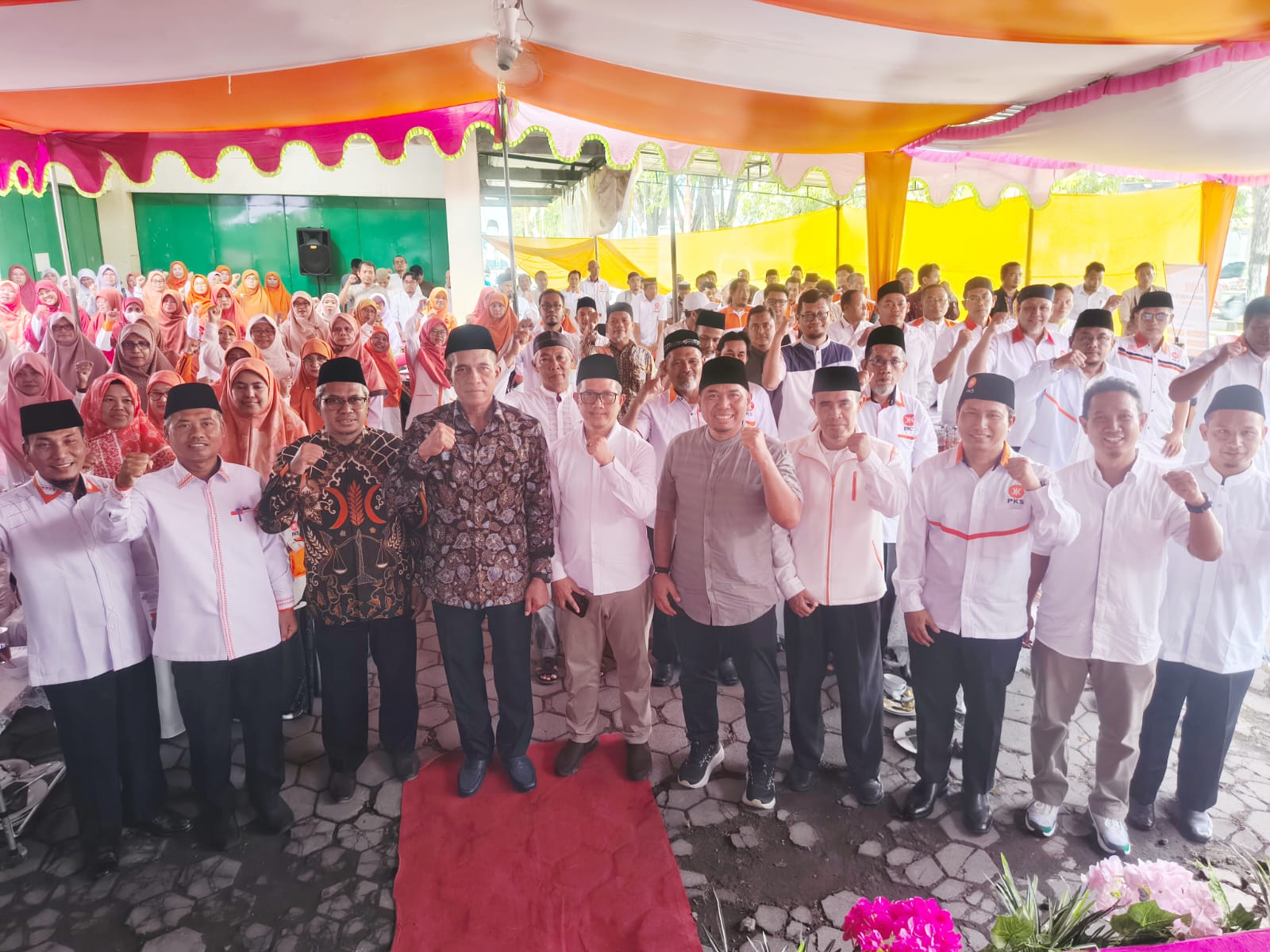 Tak Sekadar Salaman, Halal Bihalal PKS Sukoharjo Hadirkan Solusi Hukum Bagi Warga