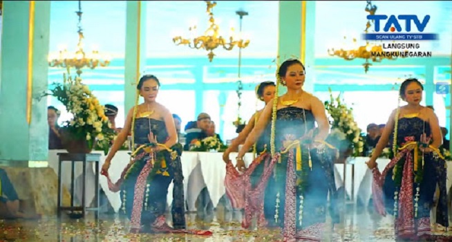 Tari Bedhaya Anglir Mendhung Warnai Puncak Tingalan Jumenengan ke-4 Mangkunegara X