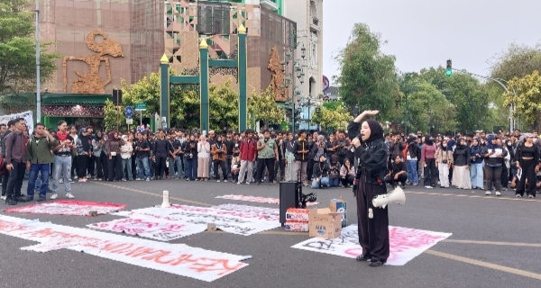 BEM se-Solo Raya Gelar Demo di Hari Sumpah Pemuda, Sampaikan Lima Tuntutan