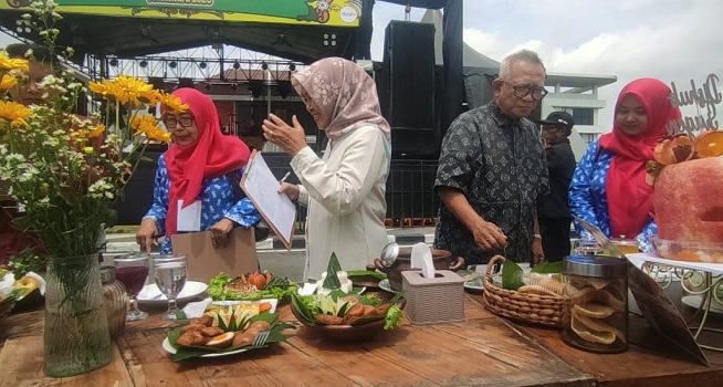 Catatkan Rekor MURI, Sragen jadi Pusatnya Kuliner Sambal Tumpang