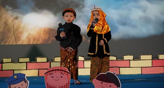 PAUD IT Nur Hidayah Surakarta Gelar Pentas Seni EKSI 2026 Dua Bahasa