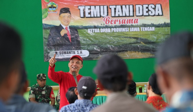Sumanto Ajak Petani Lalung Budidaya Kangkung, Cukup 2 Jam Sehari Hasilkan Panen Melipah