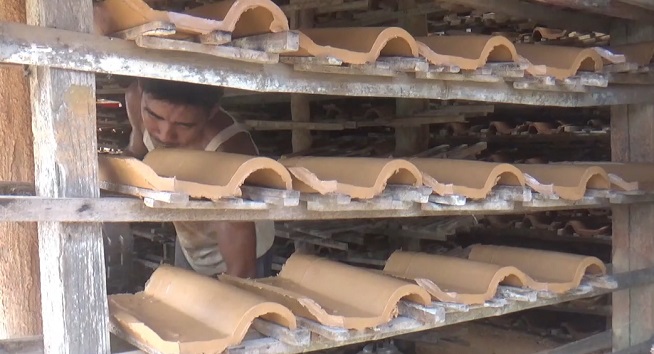 Program Gentengisasi Bawa Dampak Positif Bagi Perajin Genteng di Blora