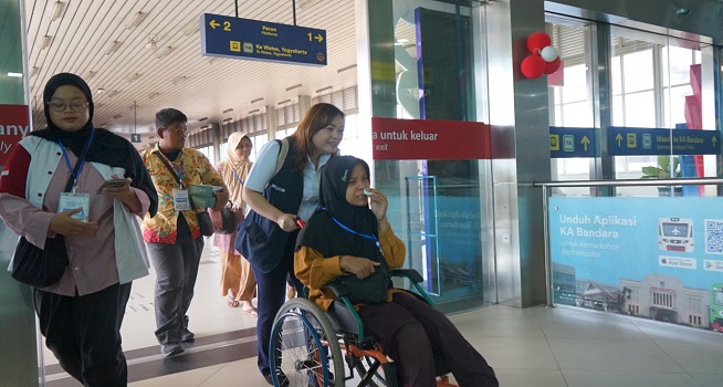 KAI Bandara Hadirkan Teman Istimewa Bersama Difabelzone, Kenalkan Layanan KA YIA PSO